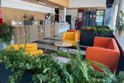 Agrandir l'image 1 sur 2, fenêtre modale