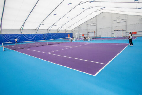 2 courts intérieur 2 courts extérieur