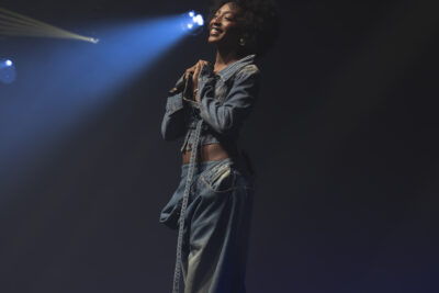 Retour en image Concert Radio Contact à l'Elispace - Agrandir l'image 9 sur 18, fenêtre modale