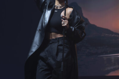 Retour en image Concert Radio Contact à l'Elispace - Agrandir l'image 13 sur 18, fenêtre modale