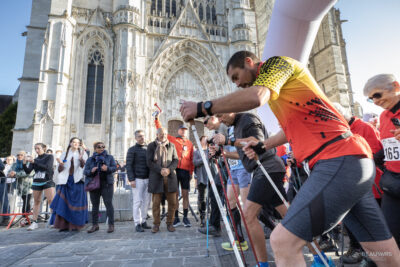 Agrandir l'image 1 sur 77, fenêtre modale