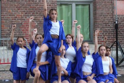 Agrandir l'image 1 sur 2, fenêtre modale