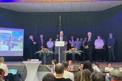 Cérémonie des vœux Auneuil et Auchy - Agrandir l'image 1 sur 45, fenêtre modale