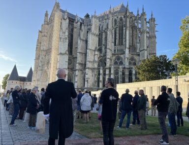 Une nouvelle saison découvertes pour 2026, devant la cathédrale