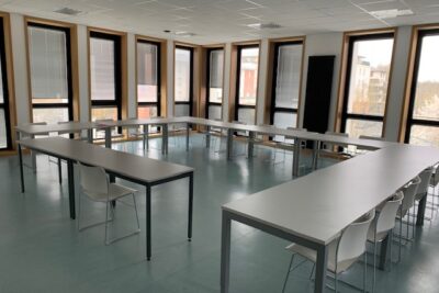 Salle  - Agrandir l'image 4 sur 6, fenêtre modale