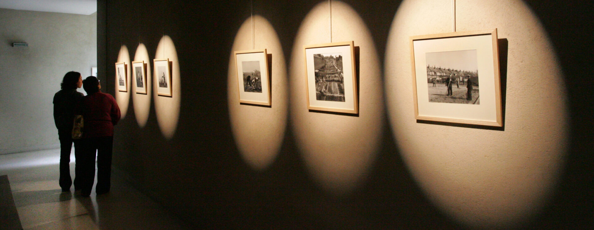 Exposition de photographies dans le cadre des Photaumnales au Quadrilatère