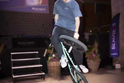 Agrandir l'image 42 sur 97, fenêtre modale