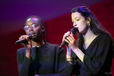 Agrandir l'image 2 sur 97, fenêtre modale