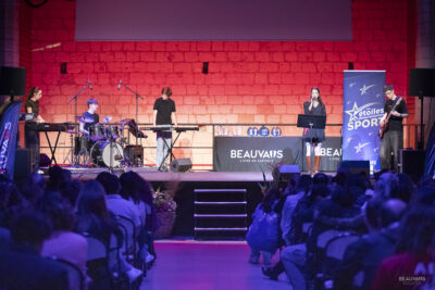 Agrandir l'image 3 sur 97, fenêtre modale